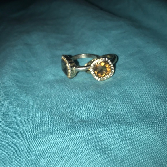 2 Rings - Picture 2 of 2